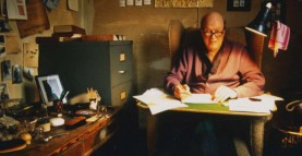 roald_dahl_escrevendo