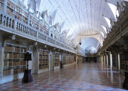 biblioteca_mafra_portugal