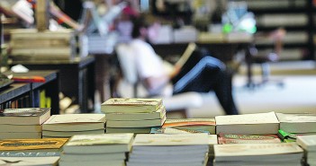 Amantes de livros vivem mais, afirmam cientistas Foto: André Rodrigues/ Gazeta do Povo
