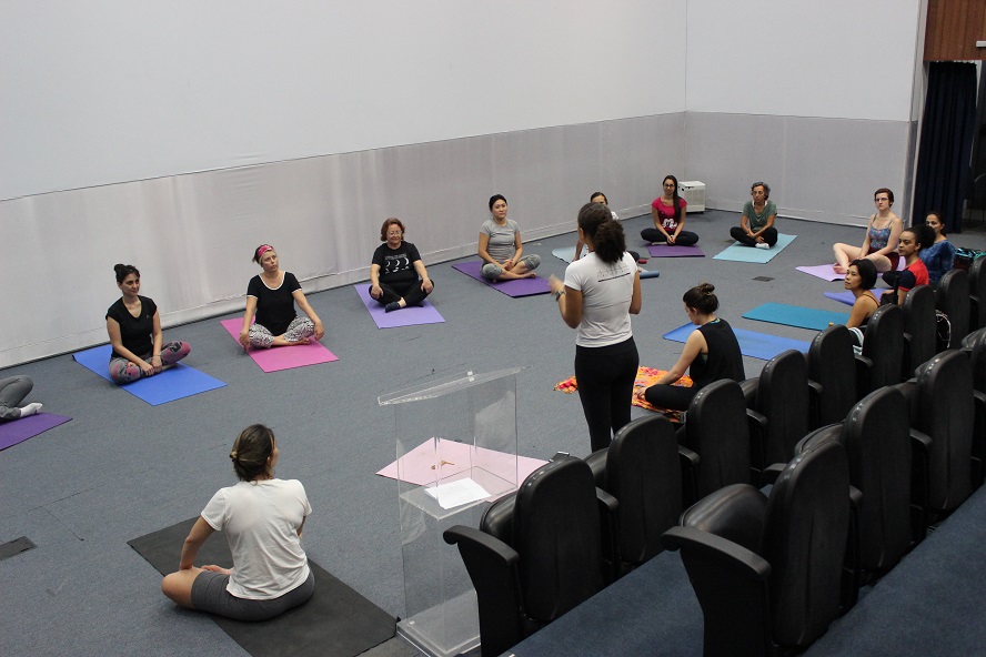 Compartilhando Saberes: Yoga