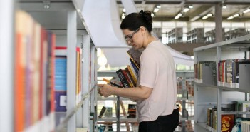 Os 6 livros mais emprestados da BVL no mês de outubro. 63202