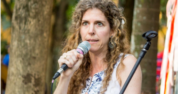 BVL funciona normalmente no feriado e com várias atividades Andi Rubinstein. Foto: Tati Wexler.