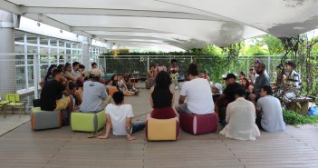 Sarau Papo de Mina promove tarde de arte e reflexão na BVL 15.12 - Sarau BVL - Equipe SP Leituras 2