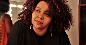 Apresentação musical, Sarau As Mina Tudo e muito mais na BVL Gih Trajano. Foto: Renata Santos.