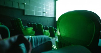 Em oficina, Sérgio Alpendre mostra relação entre palavra e cinema Foto: Freepik